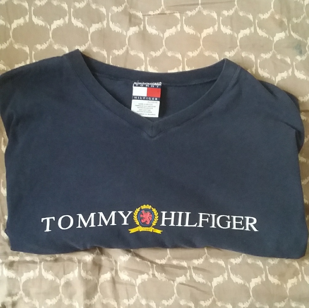 Vintage Tommy Hilfiger tee